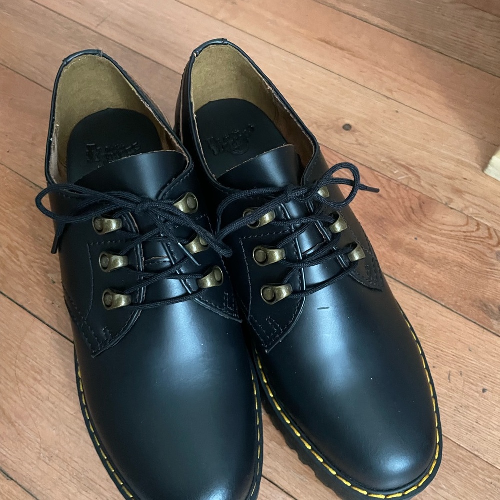 Doc martens I haven’t worn. They’re too big for me nothing wrong with them.